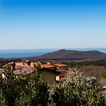 Brinovka Villa Kostanjevica na Krasu