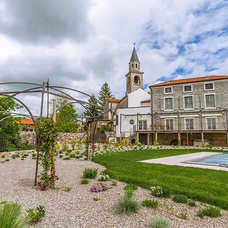 Villa Brinovka Kostanjevica na Krasu